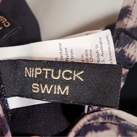 Niptuck Women One Piece Swimsuit Size 6 Leopard Print Ruched Slimming Padded Cup - Picture 6 of 7
